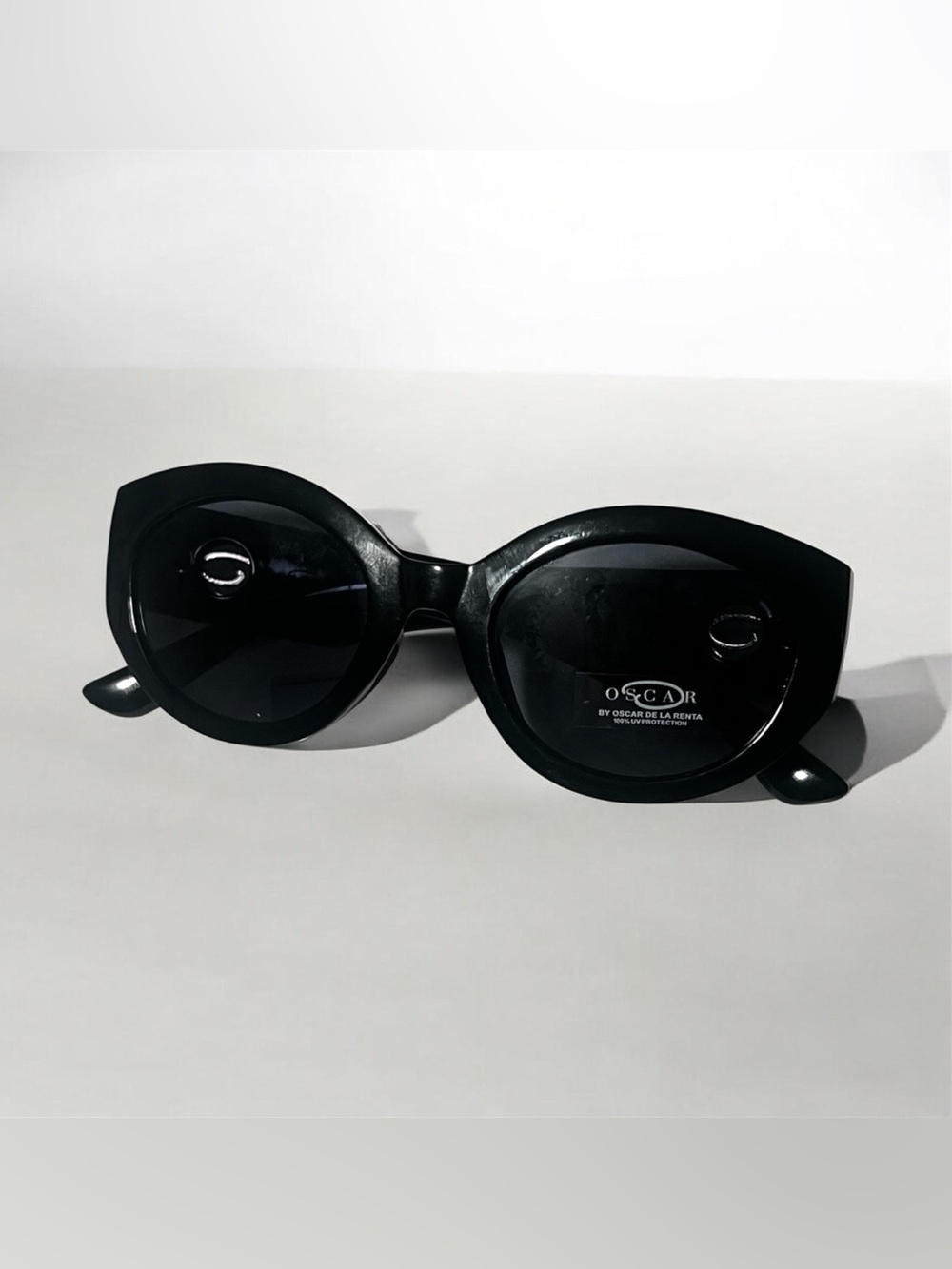Oscar de la Renta Black Oversized Cat-Eye Sunglasses